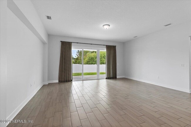 Building Photo - 1741 Sandy Creek Pkwy