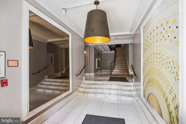 Building Photo - 1401 Columbia Rd NW