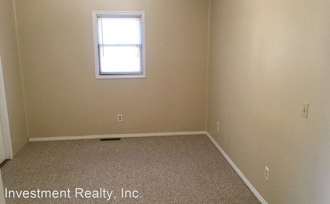 Building Photo - 2 br, 1 bath House - 25475 Richard Dr