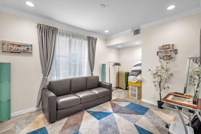 Building Photo - 16389 SW 31st St