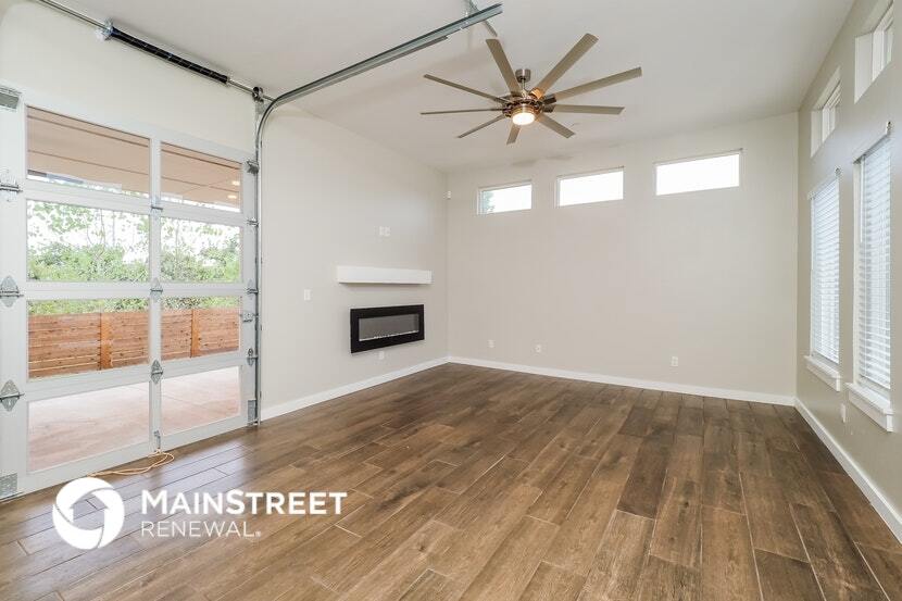 Building Photo - 11247 Paradise Out Ln