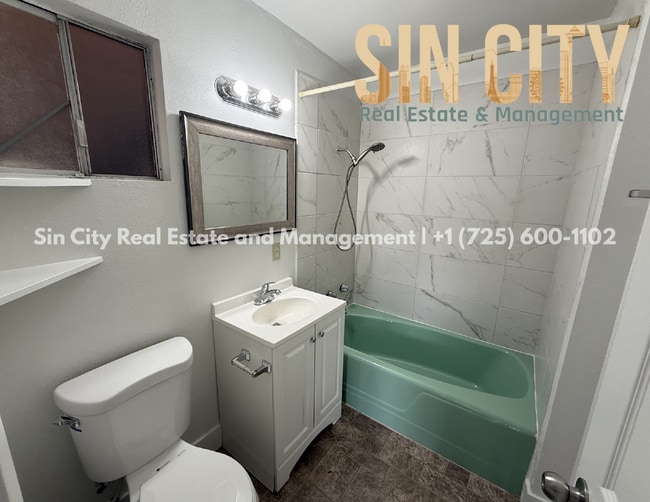 Building Photo - Discover Urban Comfort: Spacious 1-Bedroom Oasis at Lyn Capri