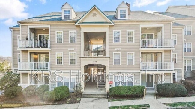 Building Photo - 1037 Gardenview Loop