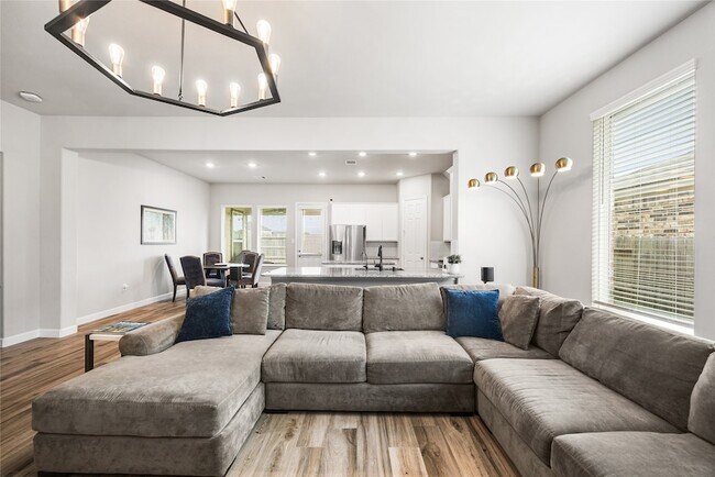 Building Photo - 31315 Cardrona Peak Pl