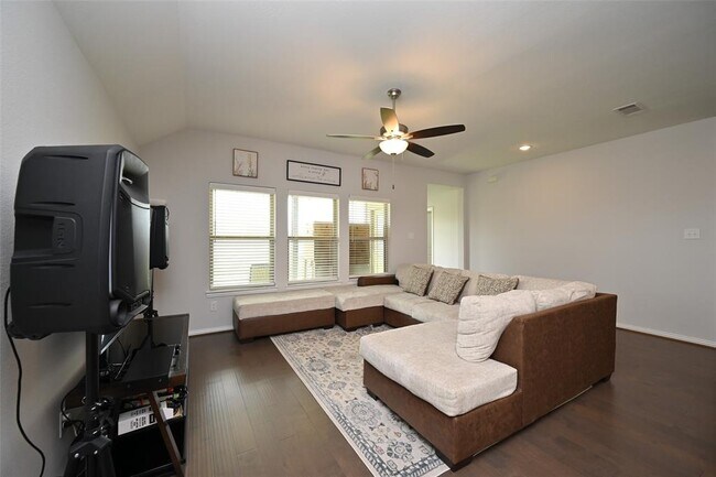 Building Photo - 8210 Vida Costa Dr