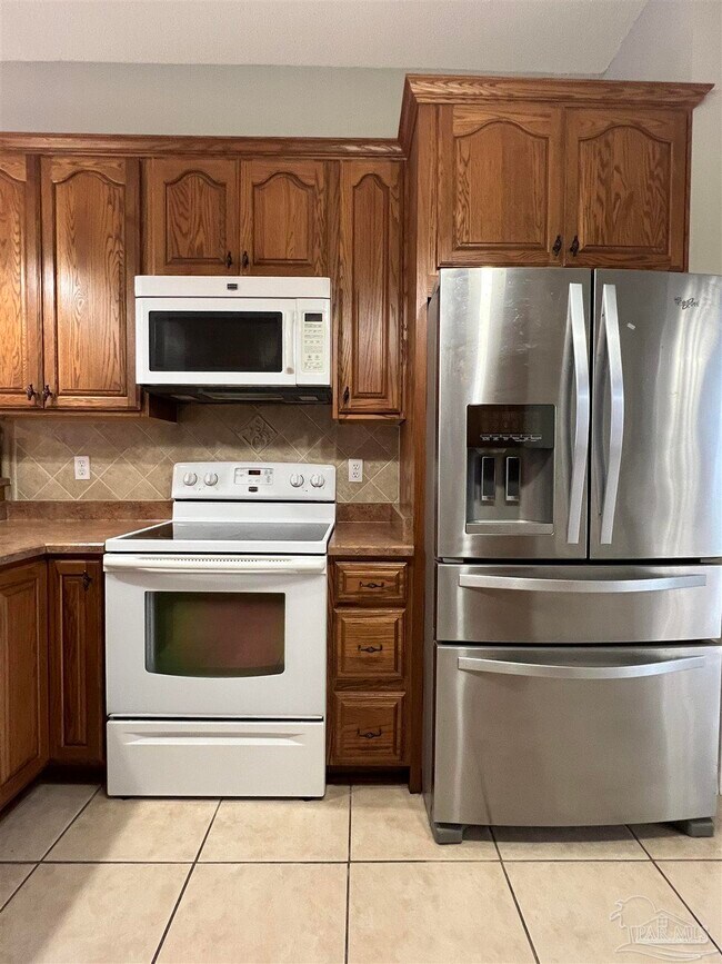 Building Photo - 5784 Twisted Oak Ct
