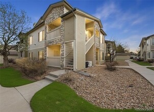 Building Photo - 9961 E Idaho Cir