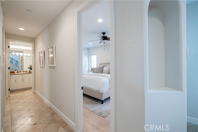 Building Photo - 604 Manhattan Beach Blvd