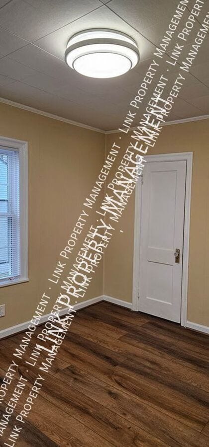 Building Photo - 129 N Moore Rd