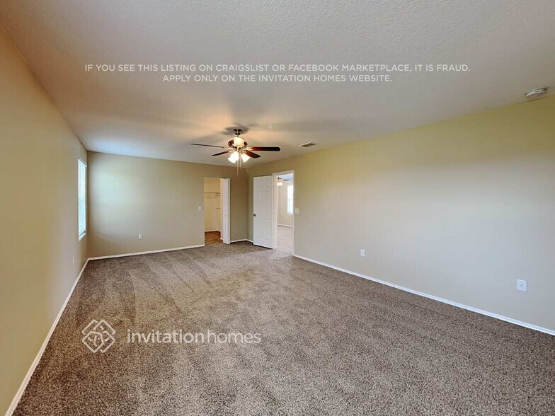 Building Photo - 1564 Strathmore Cir