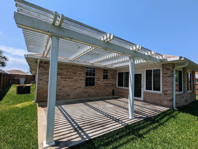 Building Photo - 9768 Parker Lake Cir