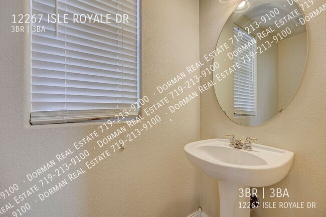 Building Photo - 12267 Isle Royale Dr