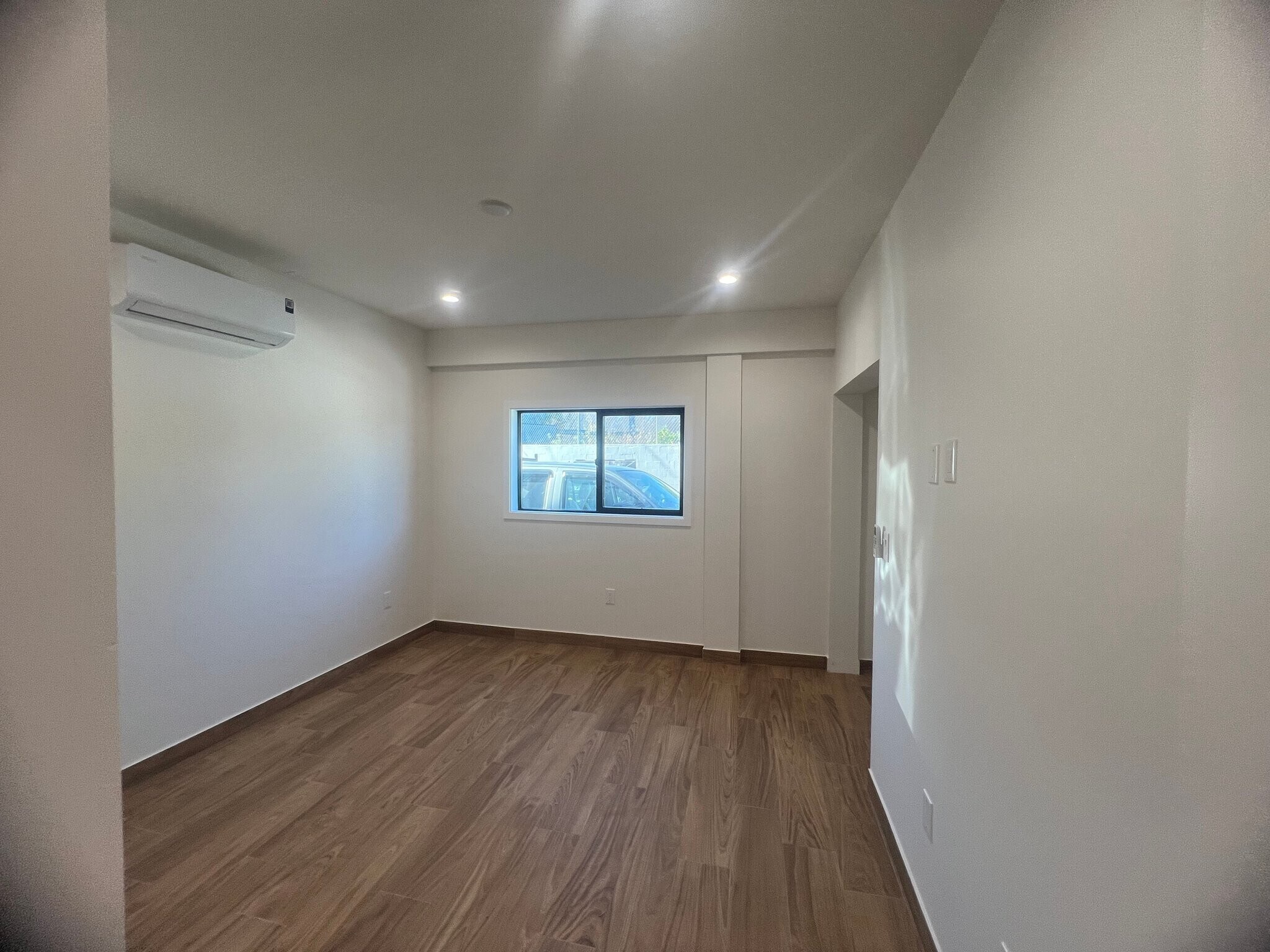 Building Photo - 6903 Fulton Ave