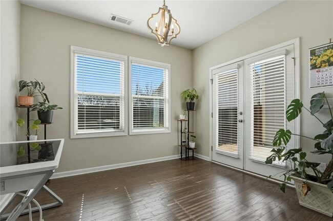 Building Photo - 504 Elm Bluff Way