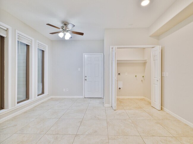 Building Photo - 12660 Briar Patch Dr