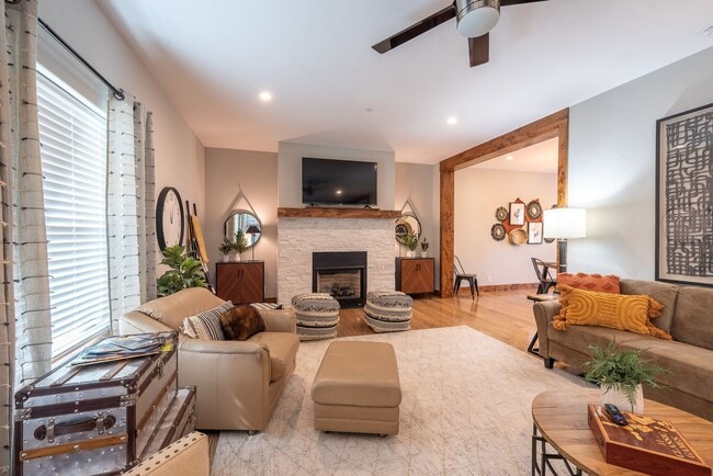 Building Photo - Brand New Home Located in the Heart of Winter Park!