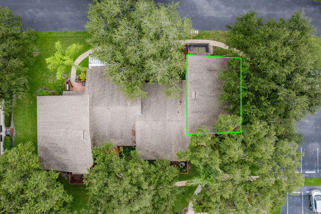 Building Photo - 8019 SE Villa Cir