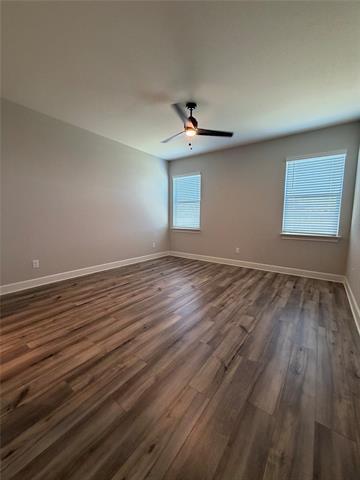 Building Photo - 925 Emerson Dr