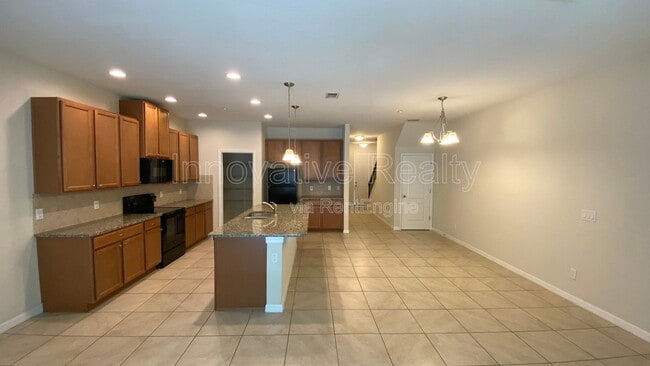 Building Photo - 7548 Aloma Pines Ct
