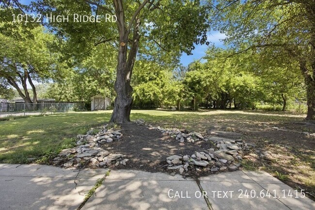 Building Photo - 10132 High Ridge Rd