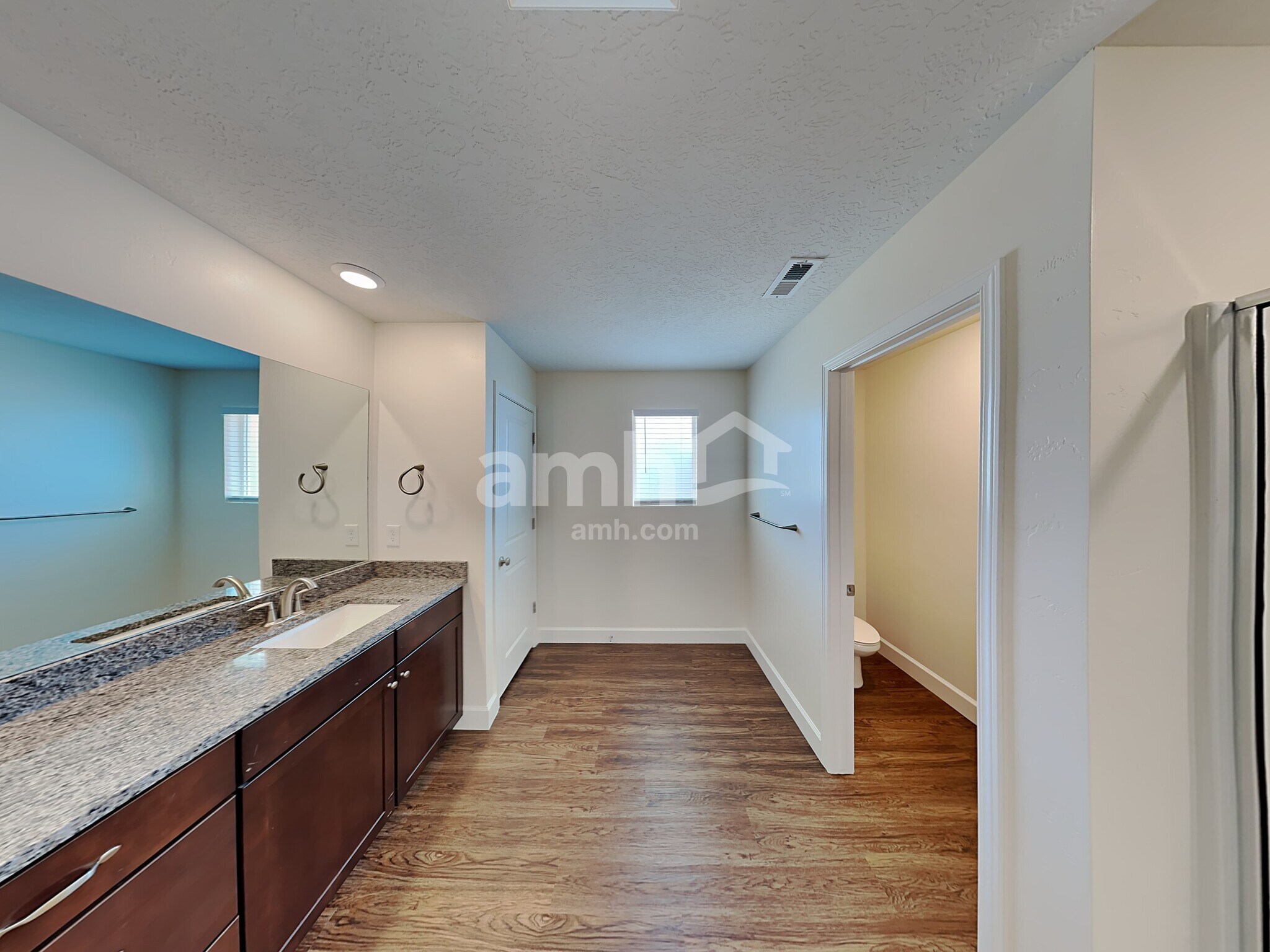 Building Photo - 2357 E Tumbleweed Rd