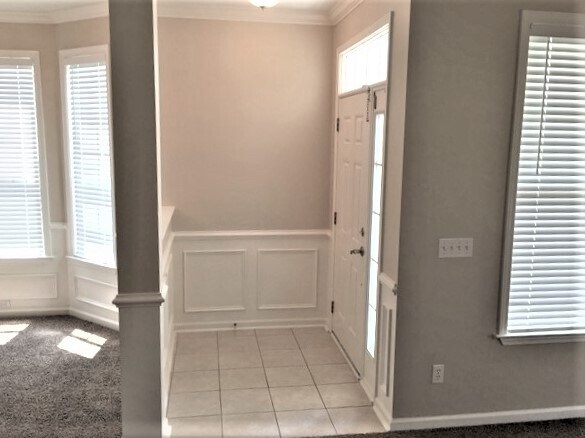Building Photo - 14 Bushwood Dr