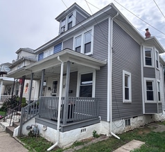 Building Photo - 113 White Ave