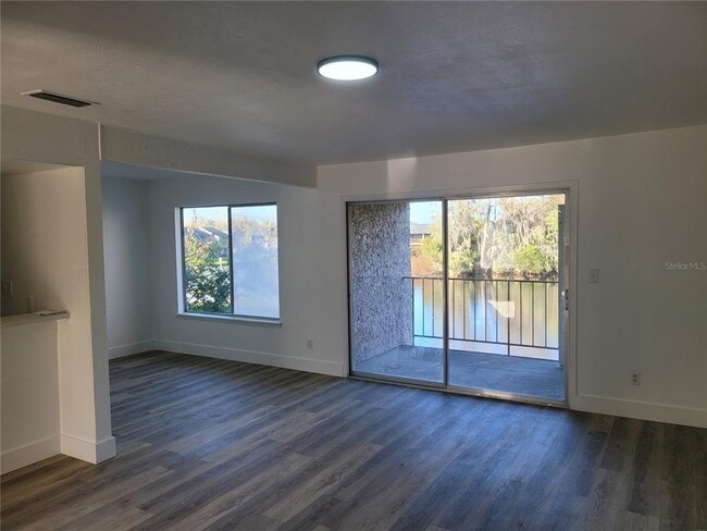 Building Photo - 3914 Coronation Ct