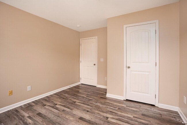 Building Photo - 2469 Waterstone Cir