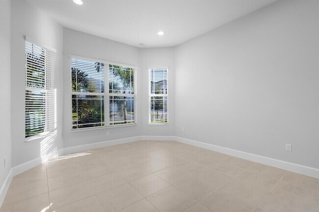 Building Photo - 14192 Lacebark Ln