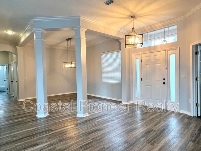 Building Photo - 18111 Sugar Brooke Dr