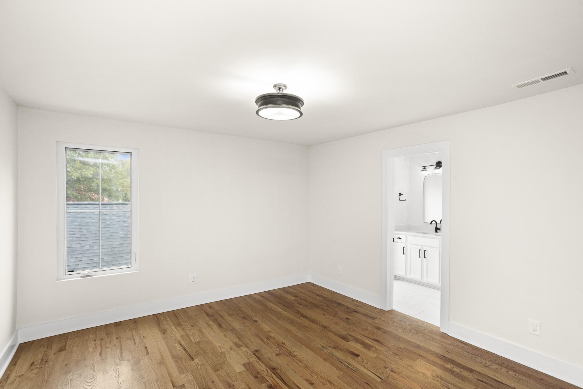 Building Photo - 337 Gatewood Ave