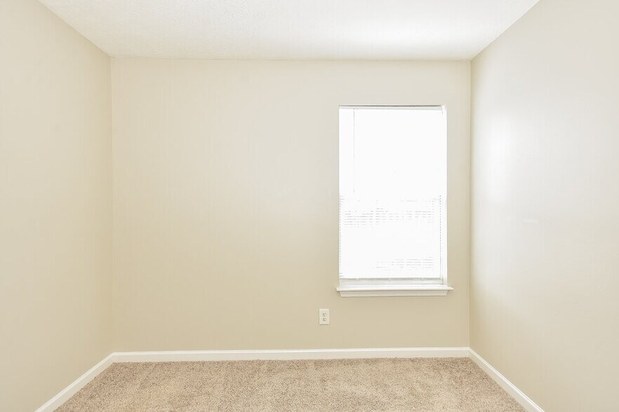 Building Photo - 106 David Bolin Dr