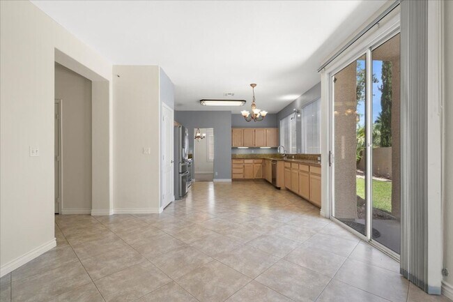 Building Photo - Spacious 4 Bd, 3 bth with in Summerlin with Beautiful Backyard and Bonus Space