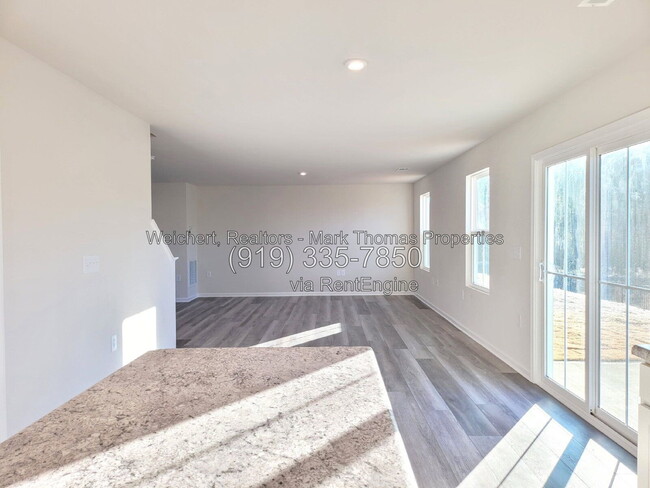 Building Photo - 1117 Bridgewater Dr
