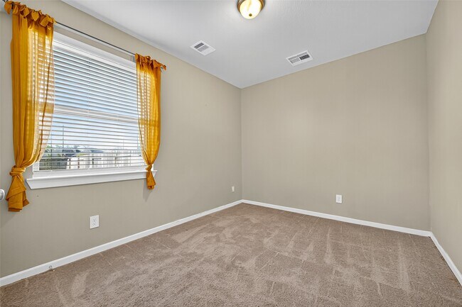Building Photo - 1567 Rustling Creek Dr