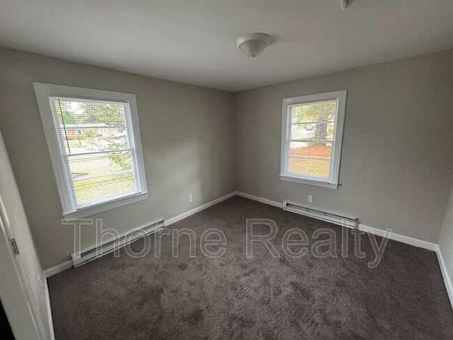 Building Photo - 112 Cane Dr