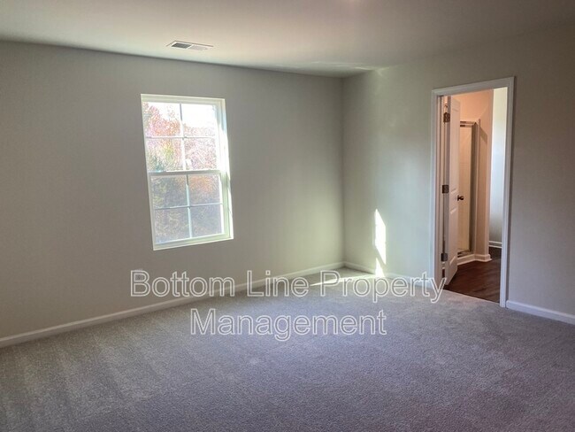 Building Photo - 1472 Forkhorn Dr