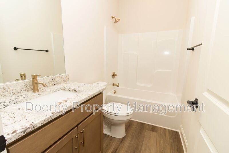 Building Photo - 1087 Cityscape Vw