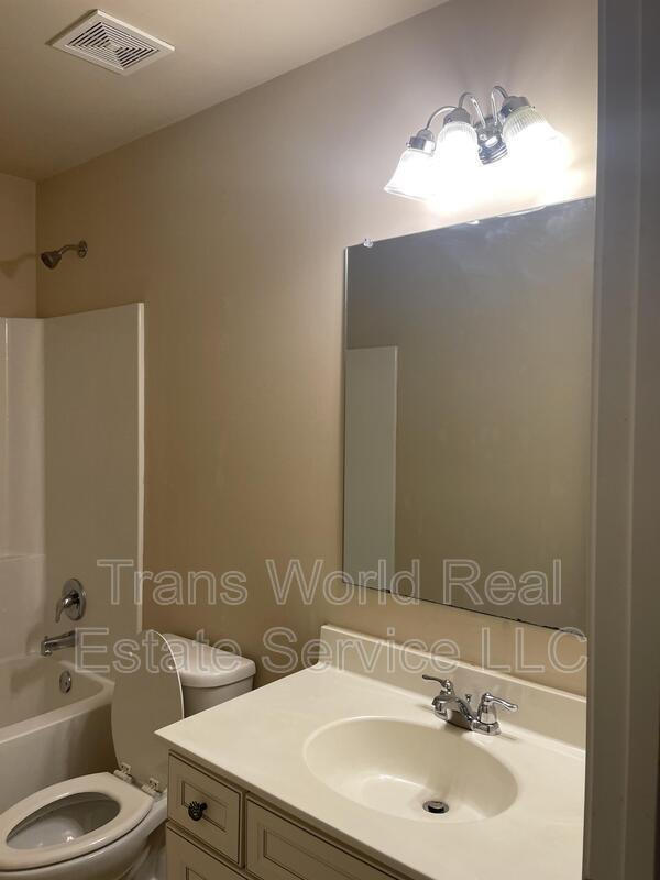 Building Photo - 765 Westmoreland Ln NE