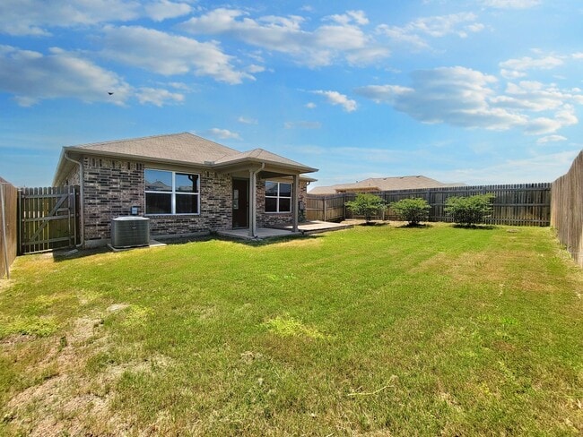 Building Photo - 1308 Fairhaven Gtwy