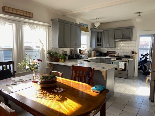 Building Photo - 692 62nd St