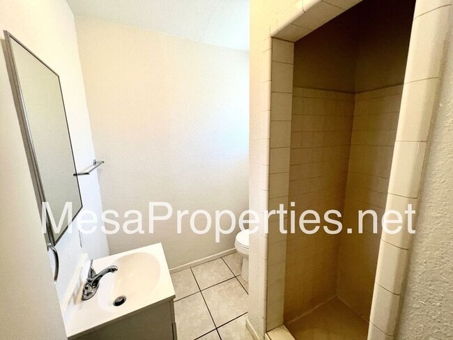 Building Photo - 26650 Josma Rd