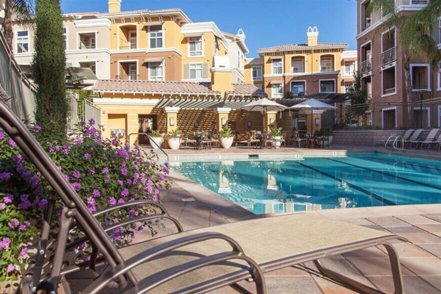 Building Photo - 3700 Casa Verde St