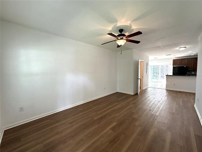 Building Photo - 15816 Fishhawk View Dr