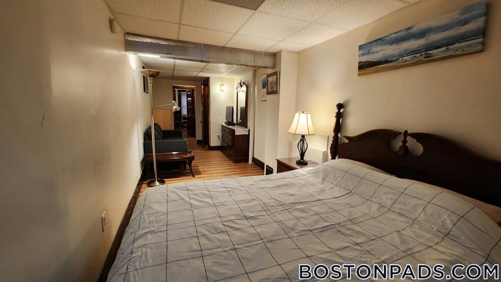 Building Photo - 72 Bay State Rd