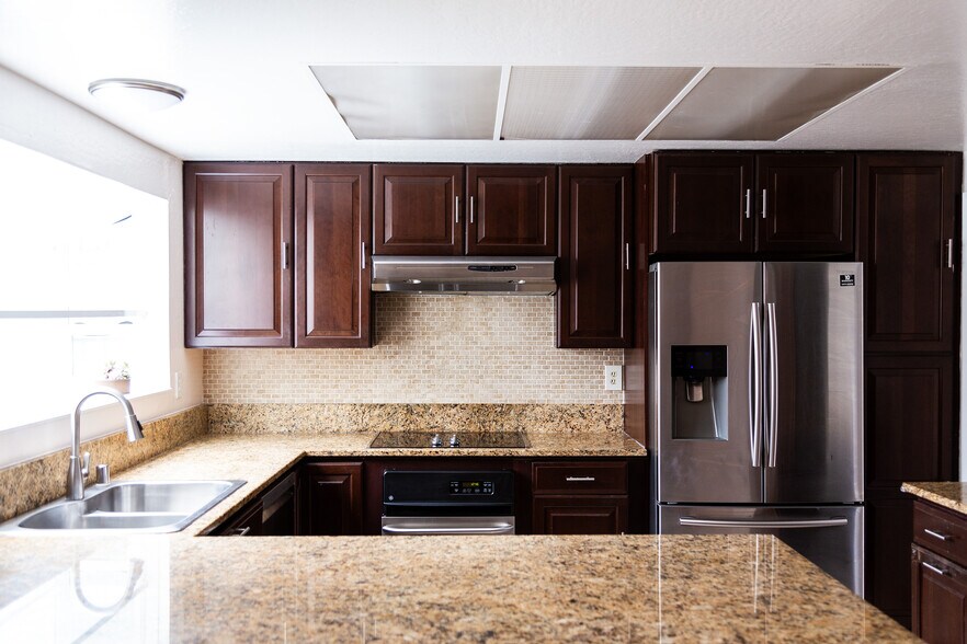 Building Photo - 3156 Christopher Way