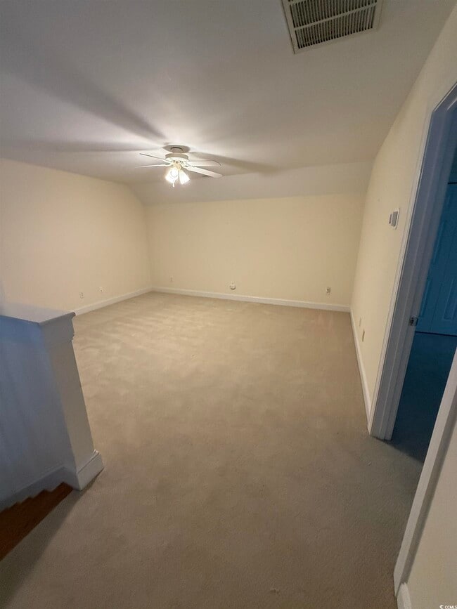 Building Photo - 62 Logan Ct