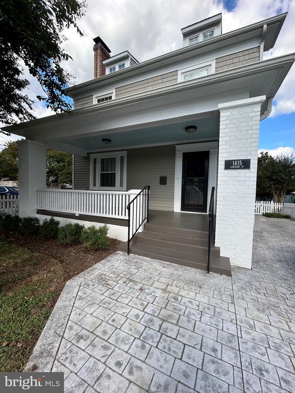 Building Photo - 1415 Caroline St