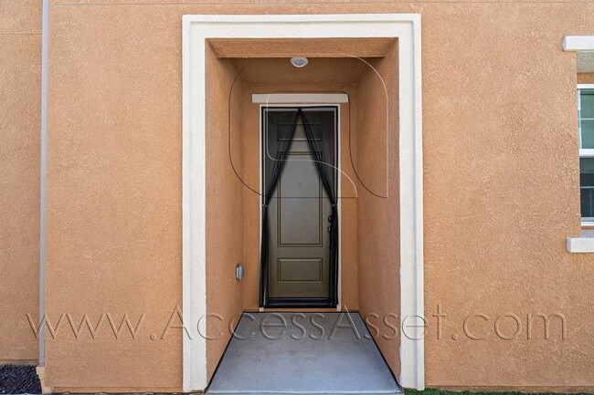 Building Photo - Spacious 2020 Built Murrieta Home | 4 Bedrooms | Solar | Community Pool